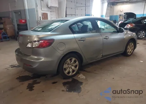 2012 Mazda Mazda3 I Sport z USA, uszkodzony, nr VIN JM1BL1UG0C1598327